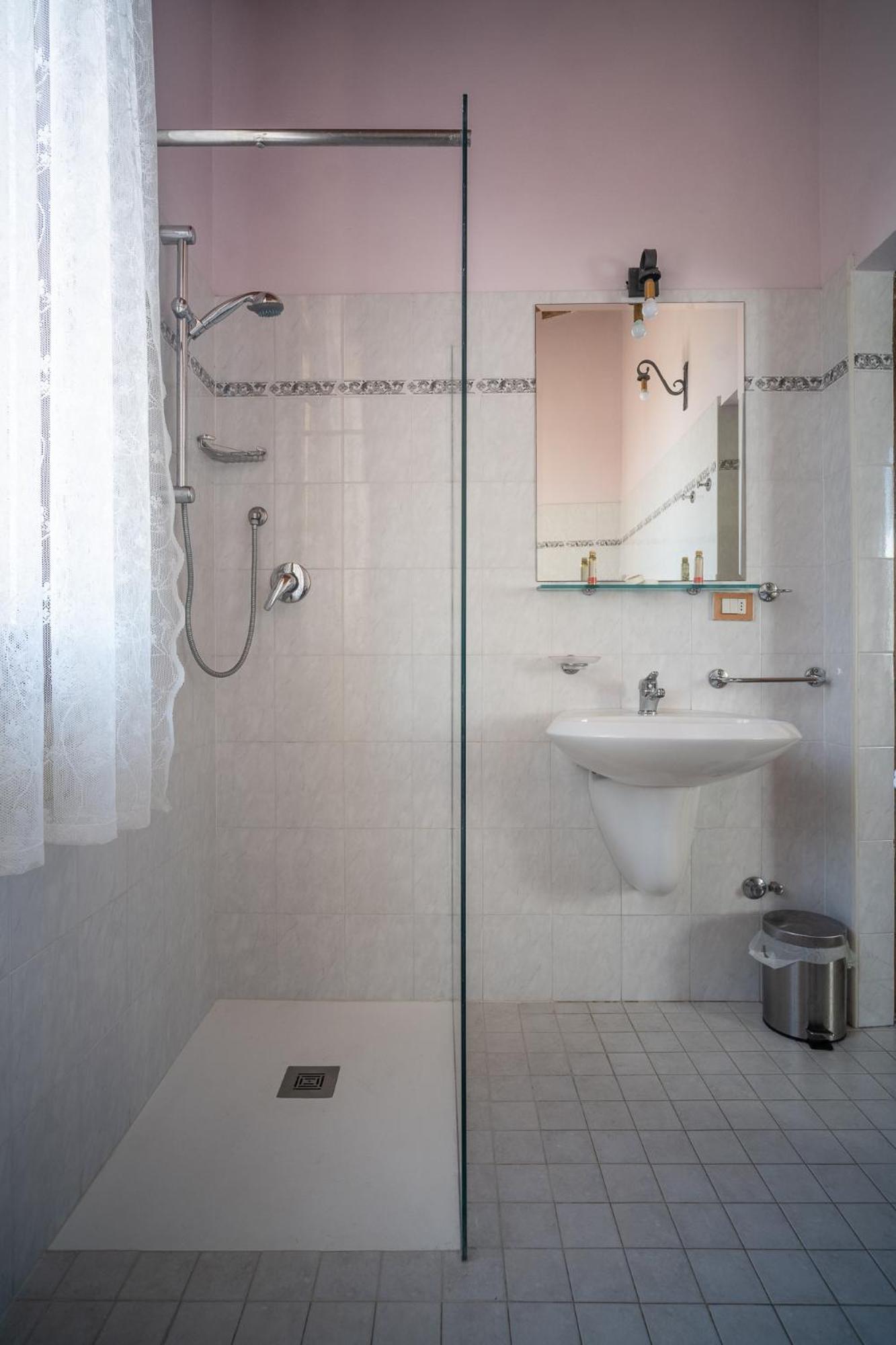 Il Castellaro Bed & Breakfast Borghi Exterior foto