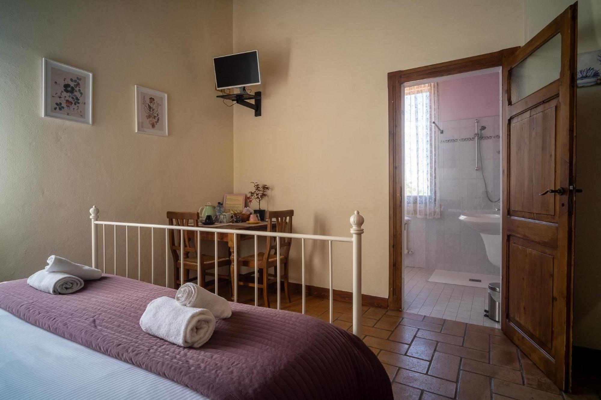 Il Castellaro Bed & Breakfast Borghi Exterior foto